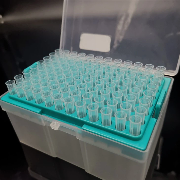 sterile micropipette tips